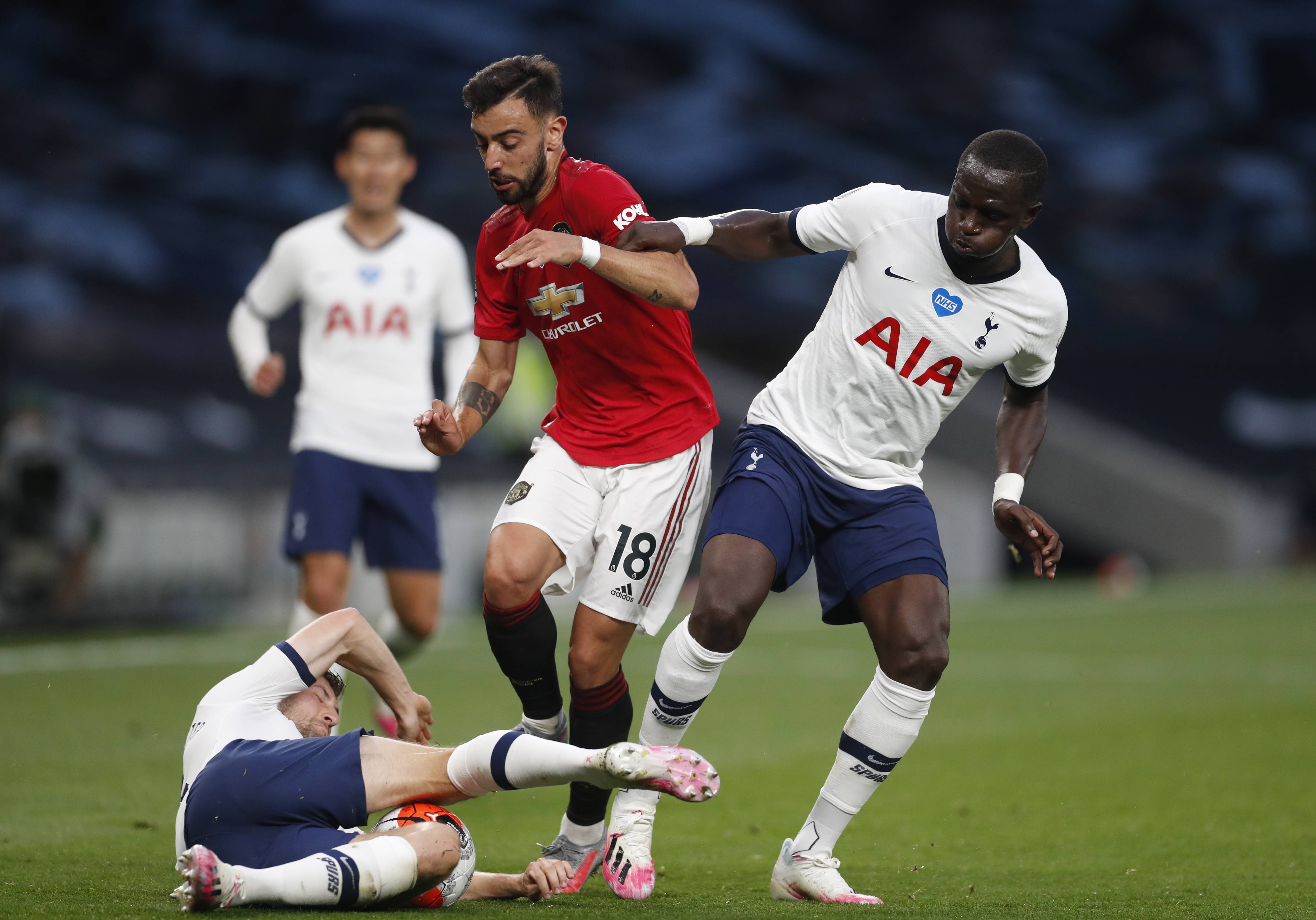 随着比赛的 随着比赛的